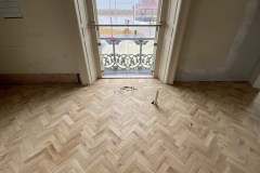 Solid Parquet Flooring - Antique Oak Herringbone
