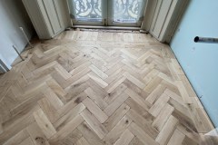 Solid Parquet Flooring - Antique Oak Herringbone