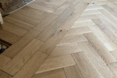 Parquet Flooring – Antique Oak Herringbone