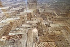 Parquet Flooring – Antique Oak Herringbone