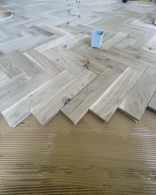 Understanding the two fitting systems for parquet & plank flooring
